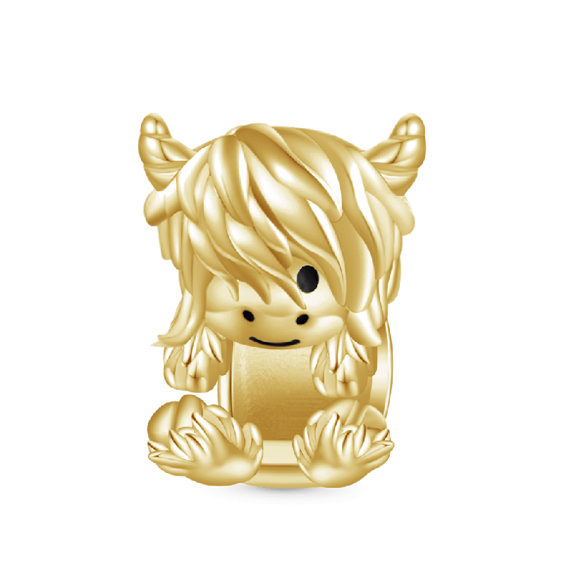 Cute Highland Cow Charm - Gold