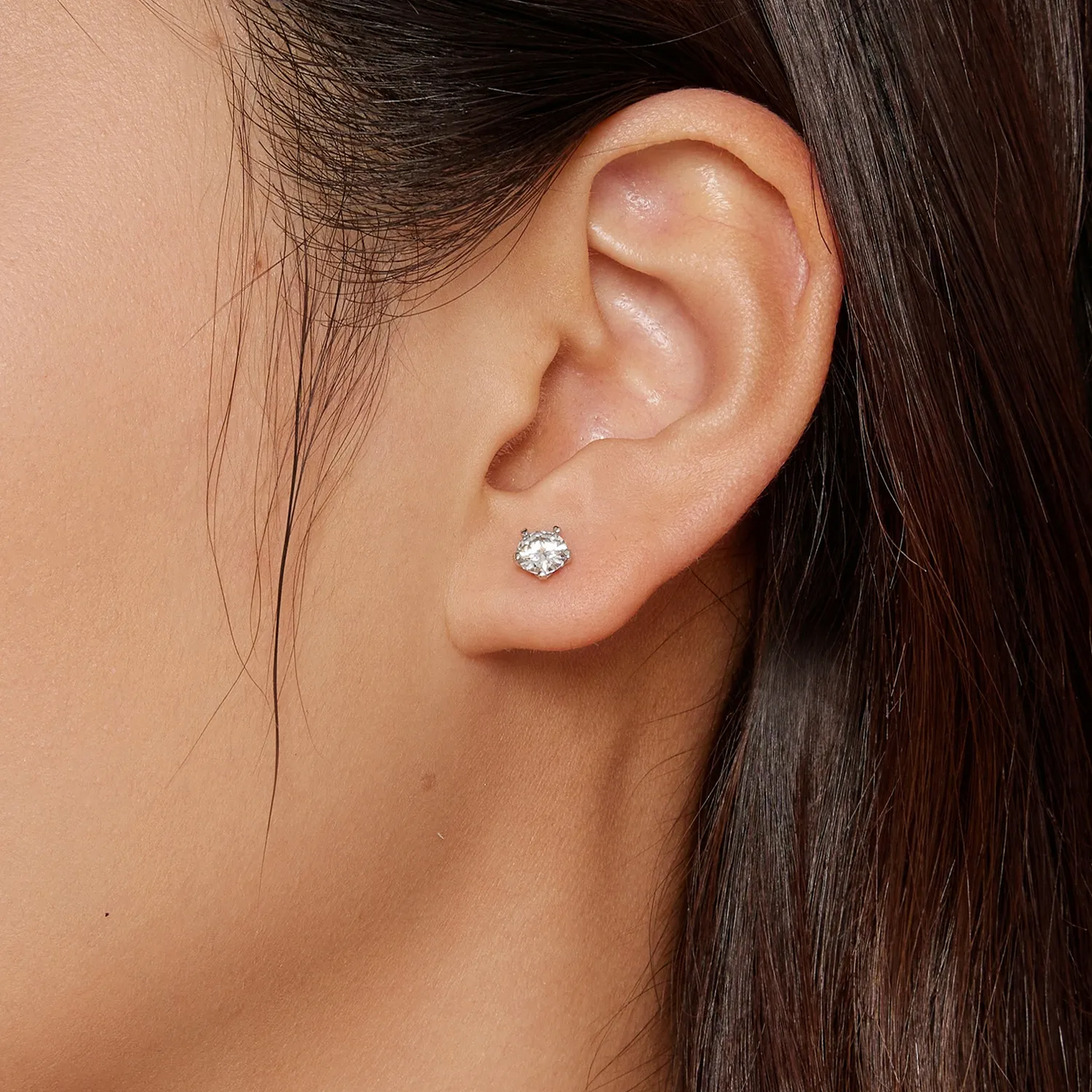 Heart Prong Moissanite Stud Earrings - 1ct