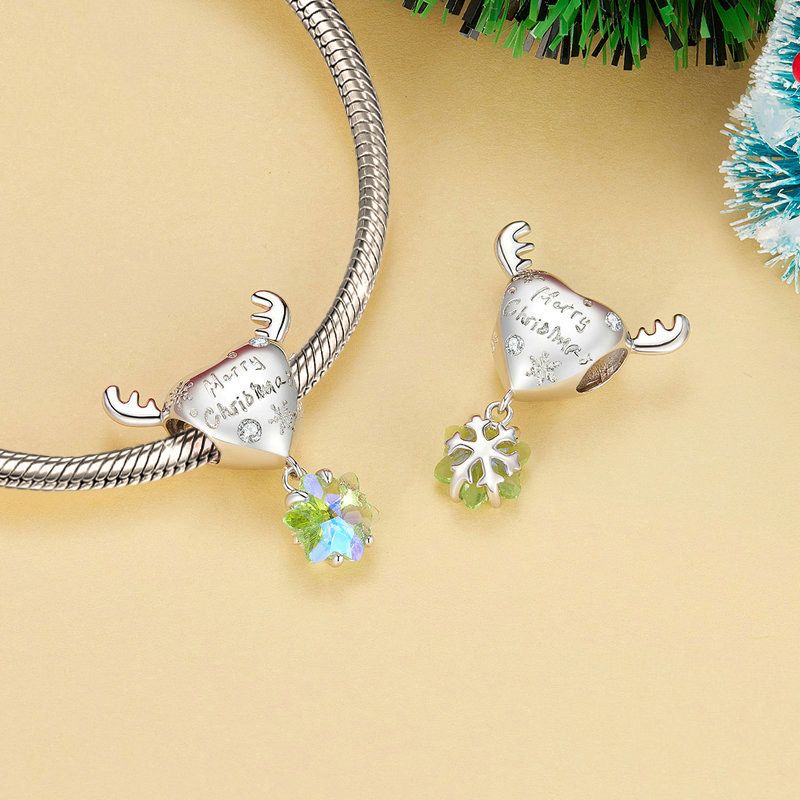 Merry Christmas Heart-shaped Elk Charm