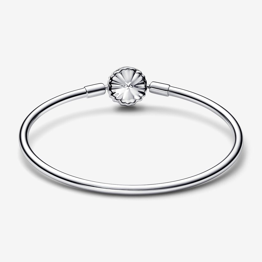 Snowflake Clasp Bangle Bracelet