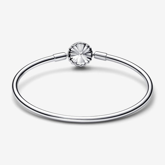 Snowflake Clasp Bangle Bracelet