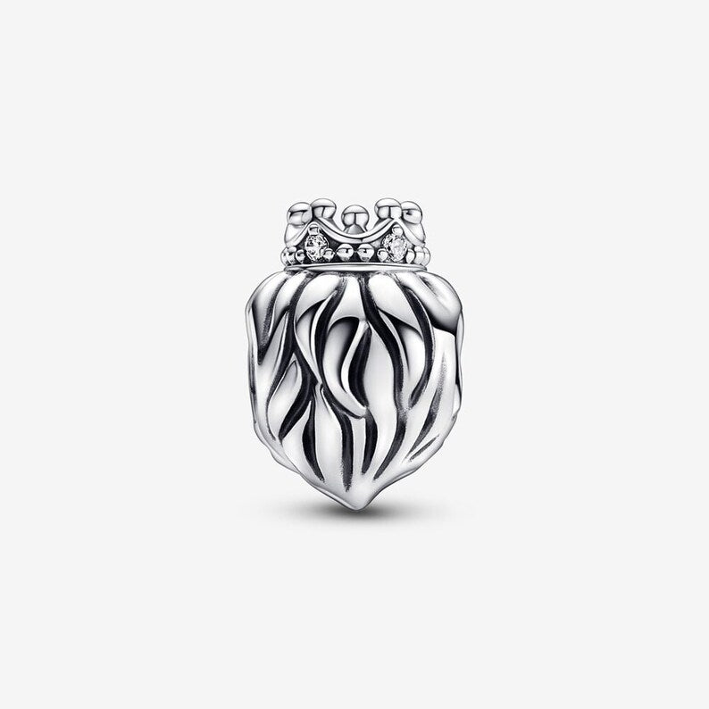 Regal Lion Charm