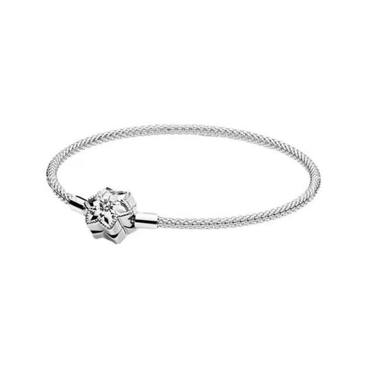 Snowflake Mesh Bracelet