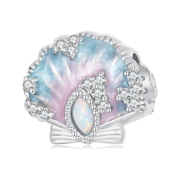 Dreamy Shell Charm