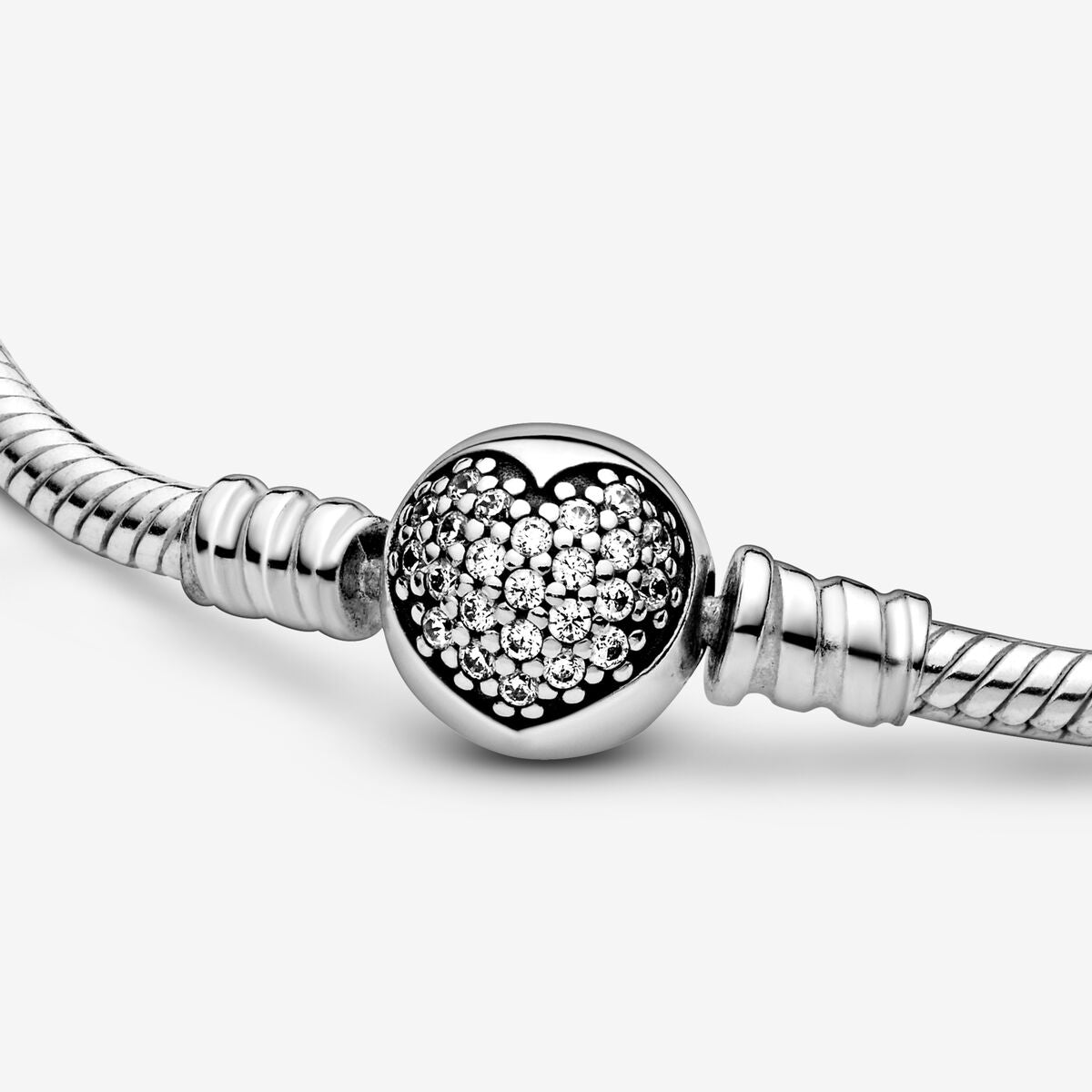 Sparkling Heart Ball Clasp Snake Chain Bracelet